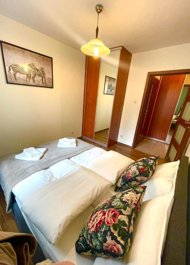 ורשה Apartamenty Na Ogrodowa מראה חיצוני תמונה